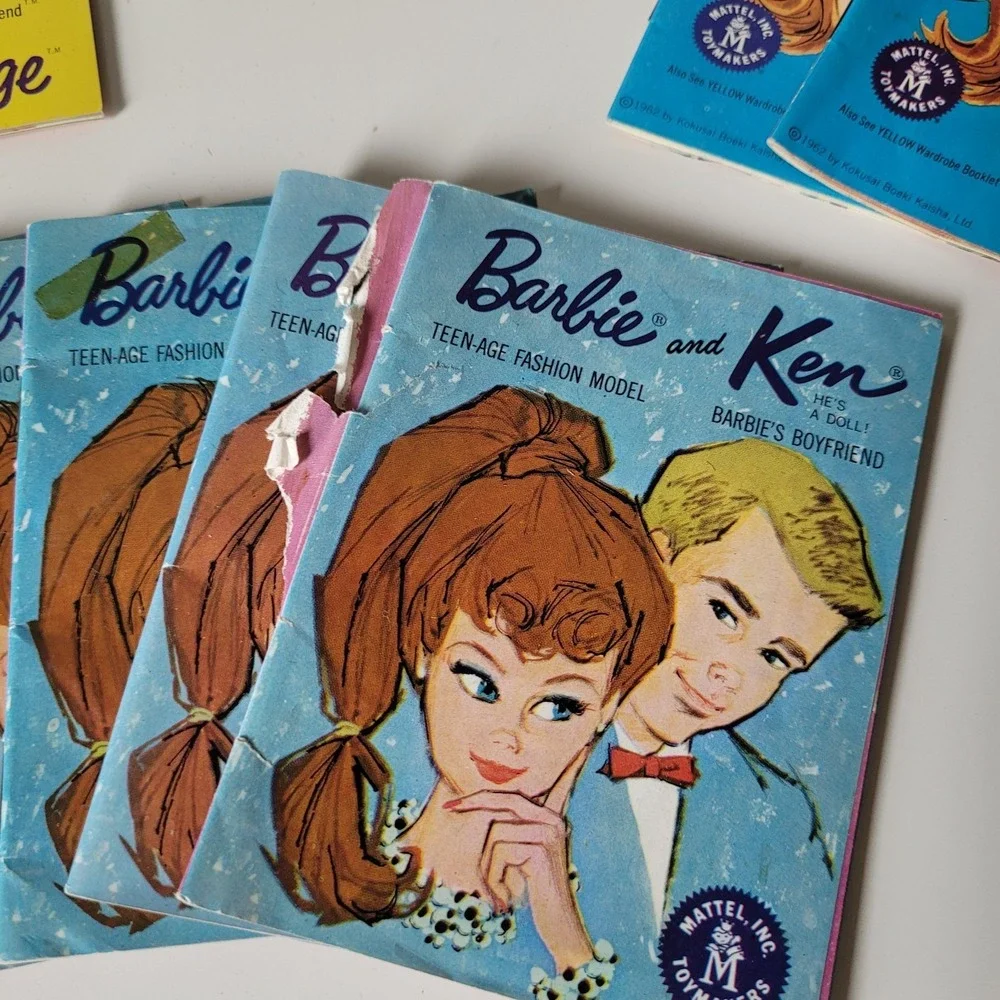 Lot of 10 Vintage 1960s Barbie, Ken, & Midge Fashion Booklets Mattel‎ Good Shape